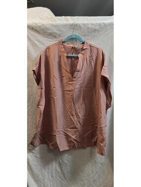 SHEIN Curve Pink Short Sleeve V-Neck Blouse Size US 28/30